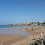 Duplex Sur Piscine Proximité Parking 5 Pers Max Brem Sur Mer
