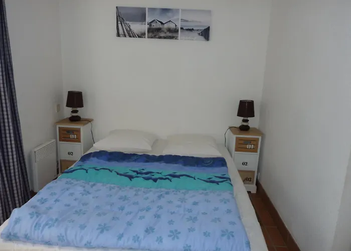 Duplex Sur Piscine Proximite Parking 5 Pers Max Brem Sur Mer