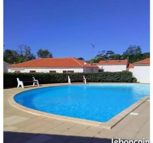 Duplex Sur Piscine Proximite Parking 5 Pers Max *